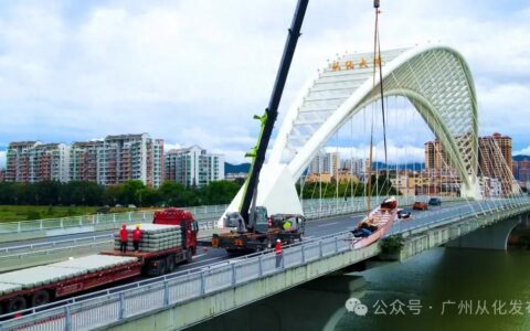 “仪式感”拉满！从化龙舟邀请赛首批龙舟“下水”啦→