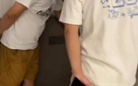 原创
            女子退租遇房东5人组团定损，房东以面板刮花、墙面破损等各种理由拒退押金-退租被房东坑钱怎么投诉