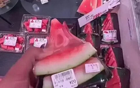 韩国人到中国旅游被中国人吃西瓜“惊呆了”，这也太“豪横了”-韩国人到中国吃 节目叫什么